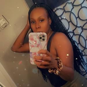 Meet your Posher, Candace